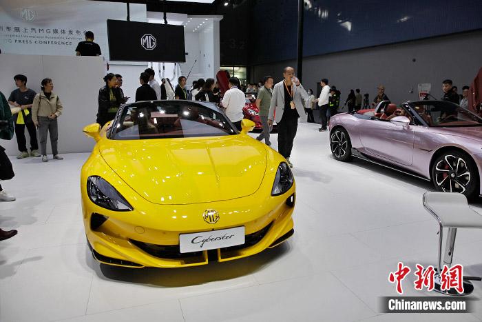 中國品牌新能源跑車。中新財經(jīng)記者 葛成 攝