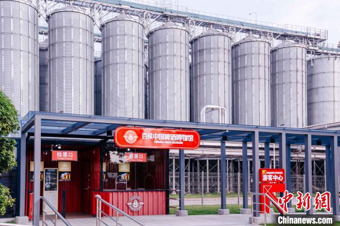 圖為基地原料立倉。　李南軒 攝